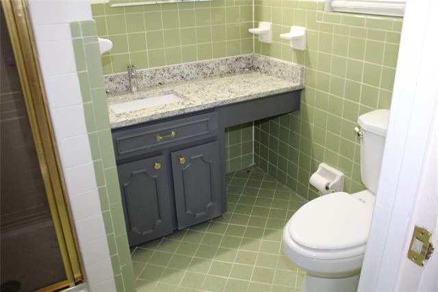 Building Photo - 2730 King Cole Dr