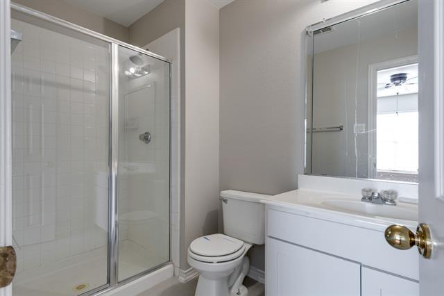 Building Photo - 3008 Chippenham Dr