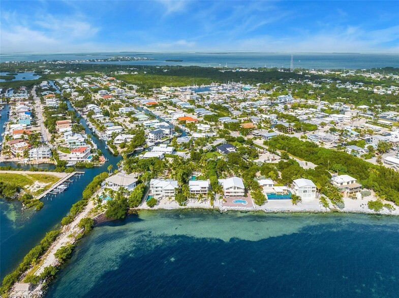 Building Photo - 60 Ocean Front Dr