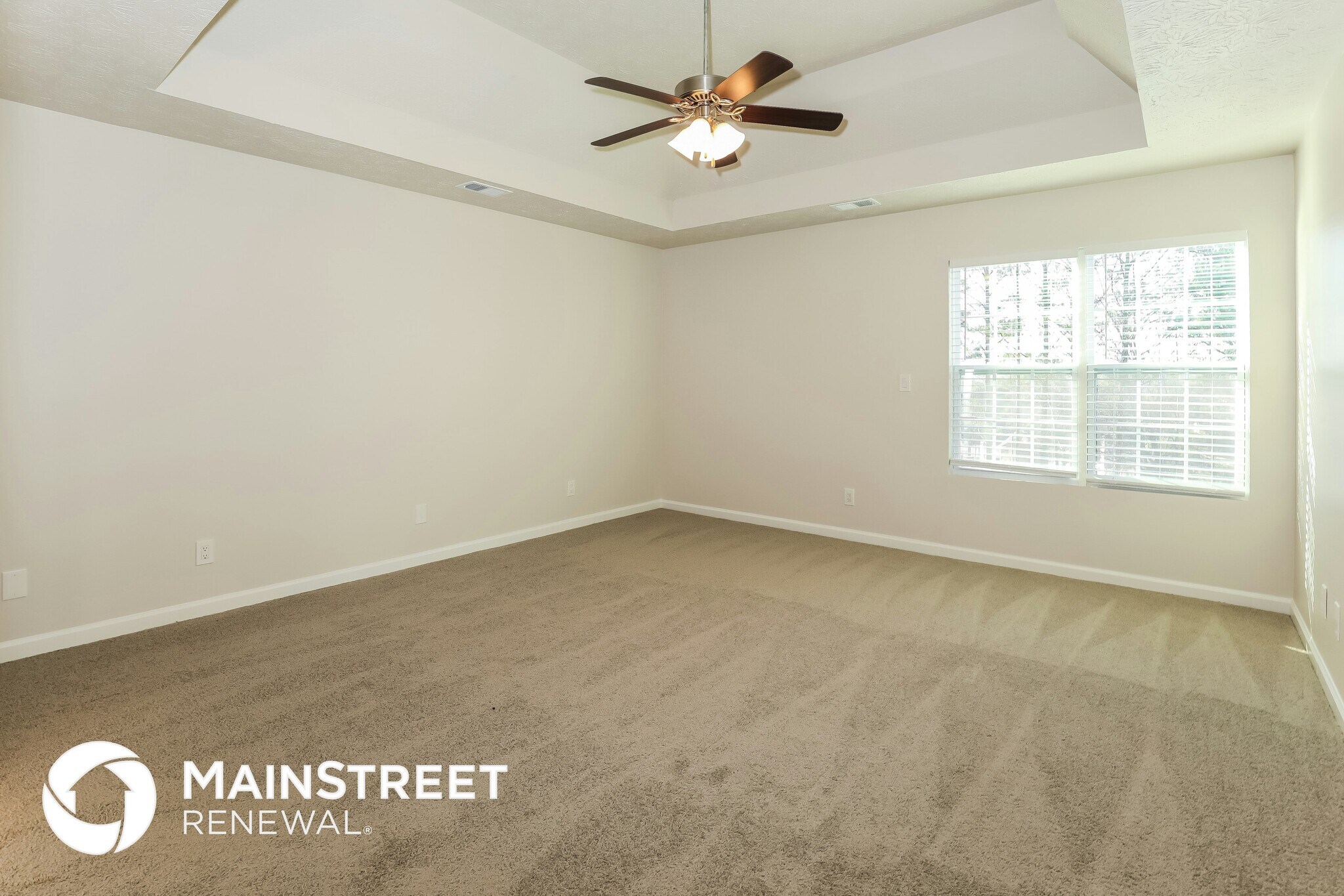 Building Photo - 316 Player's Cir