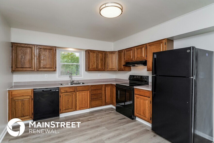 Building Photo - 10214 Barkley Dr