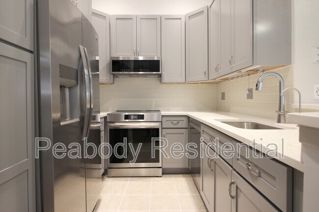 Building Photo - 1956 Villaridge Dr