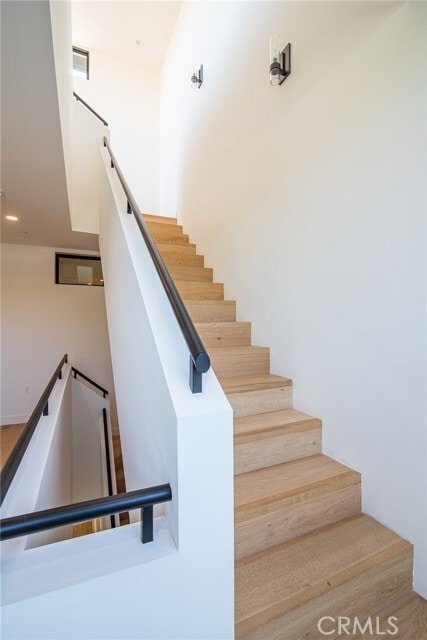Building Photo - 812 Huntley Dr