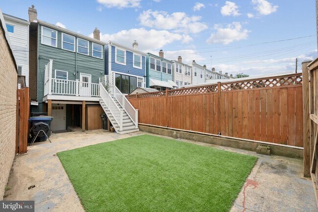 Building Photo - 5132 7th St NW