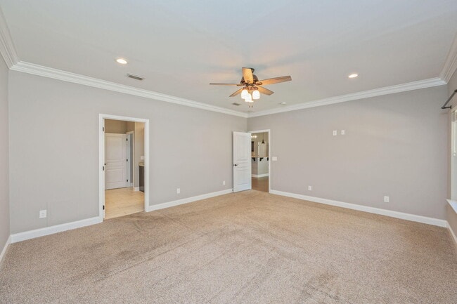 Building Photo - 339 Elliott Rd SE