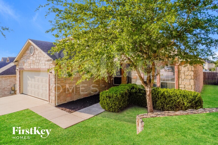 Building Photo - 24014 Buckthorn Pass