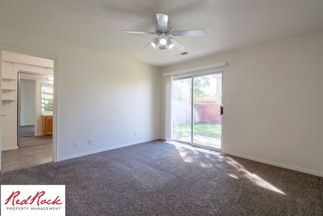 Building Photo - 2620 E 700 N