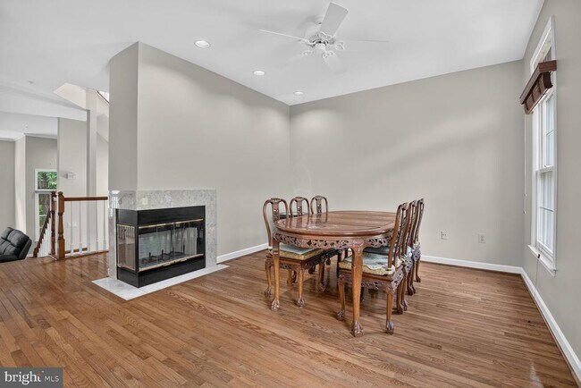 Building Photo - 11432 Cedar Ridge Dr