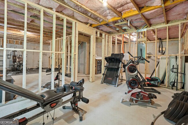 Building Photo - 3645 Beaconfield Ct SE