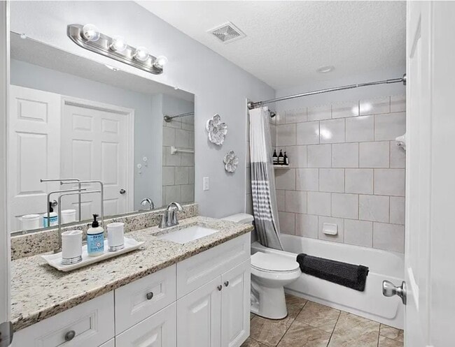 Building Photo - 37770 Kelly B Ct