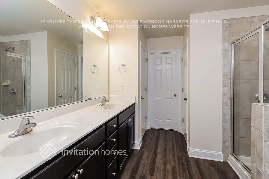 Building Photo - 158 Sassafras Rd