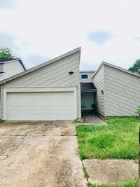 Building Photo - 4123 Willow Beach Dr