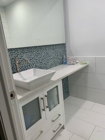 Master Bath - 80 Cedar Rdg