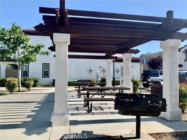 Building Photo - 1413 Girona Dr