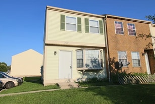 Building Photo - 2649 Sandbury Blvd