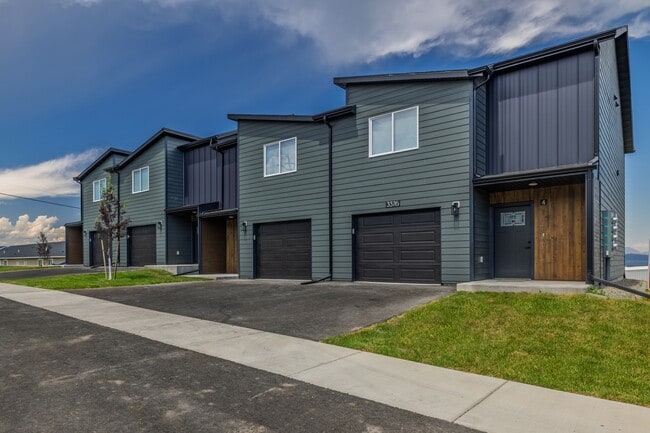 Building Photo - 3383 Crosswind Ct