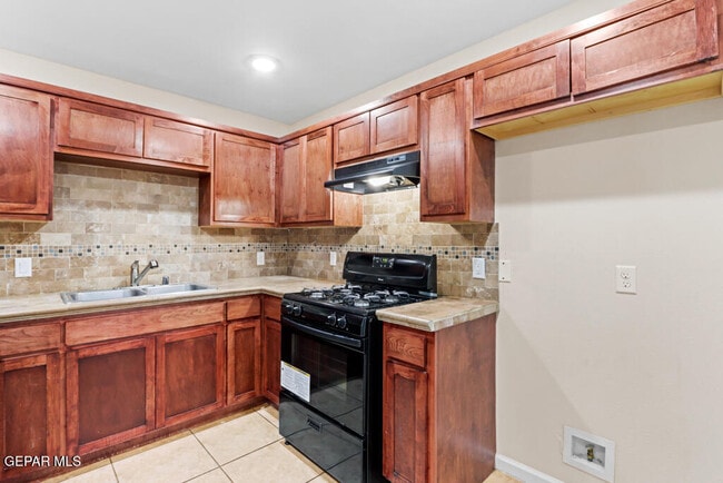 Building Photo - 4716 Pistolero Ln