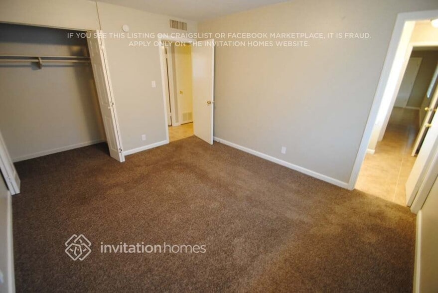 Building Photo - 4214 W Stella Ln