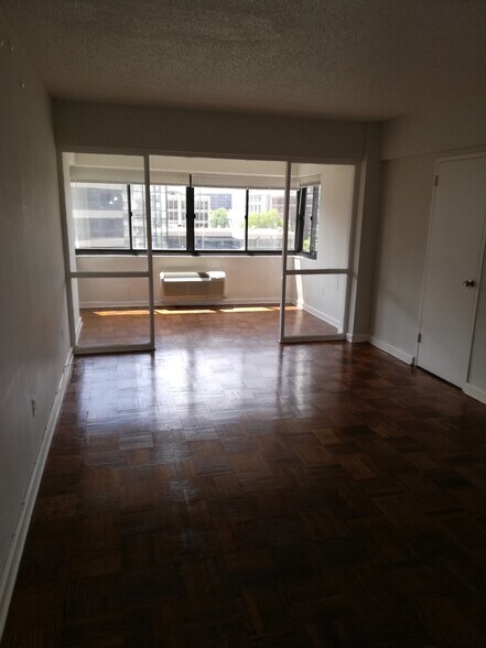 Main Space - 2141 I Street Northwest