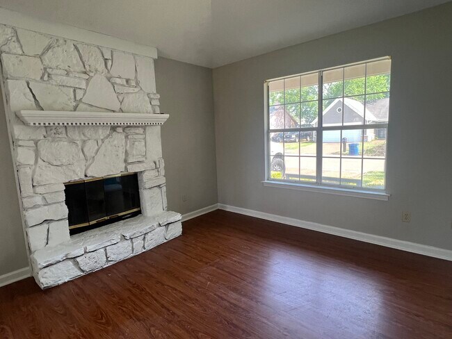 Building Photo - 7042 Brady Hill Dr