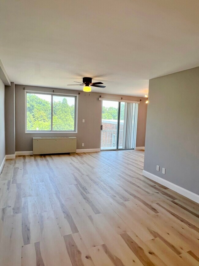 Primary Photo - 2829 Connecticut Ave NW
