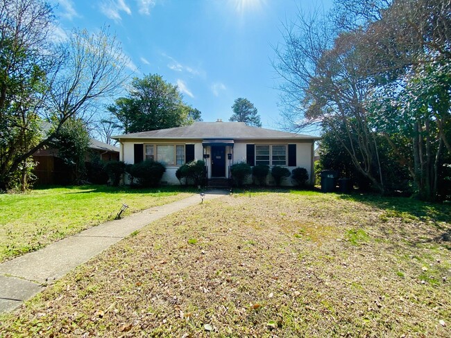Building Photo - 4913 Monument Ave