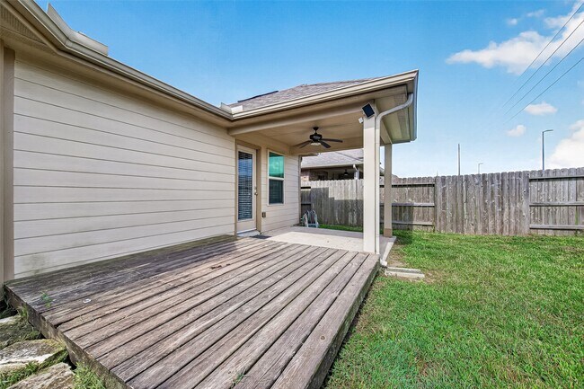 Building Photo - 26602 Yukon Straight Dr