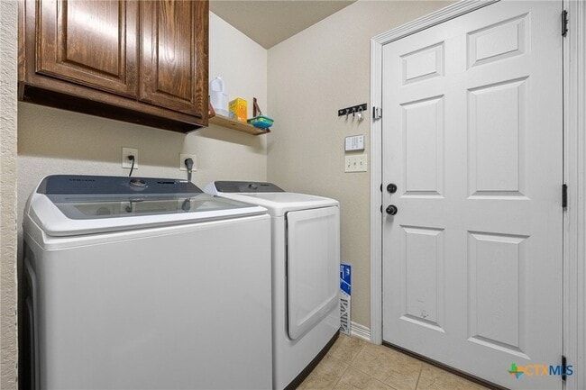 Building Photo - 1704 Dawson Spur