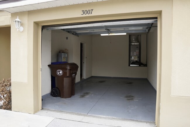 Building Photo - 3007 Langdon Ln N