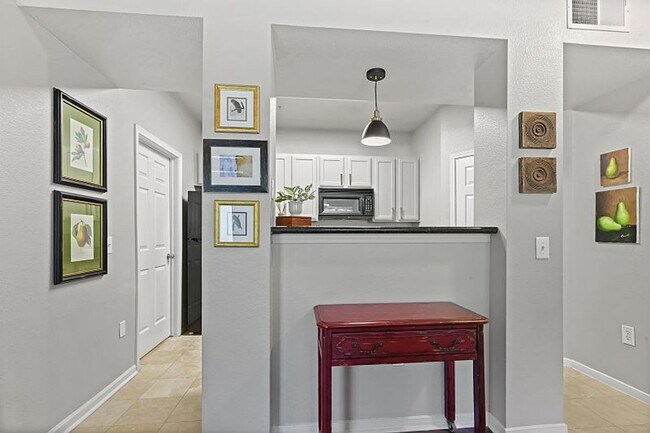 Building Photo - Corporate Furnished Rental