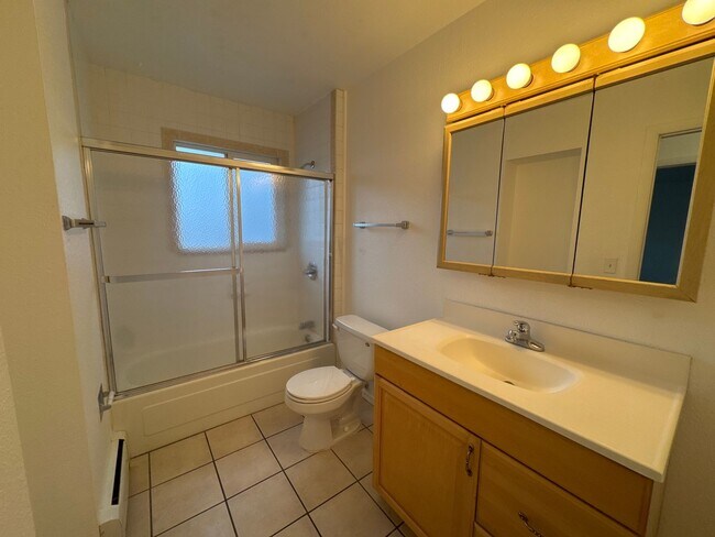 Building Photo - 314 Bonnie Ct