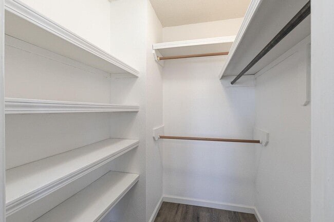 Building Photo - Updated 3 bedroom 2 bathroom 2 car garage ...