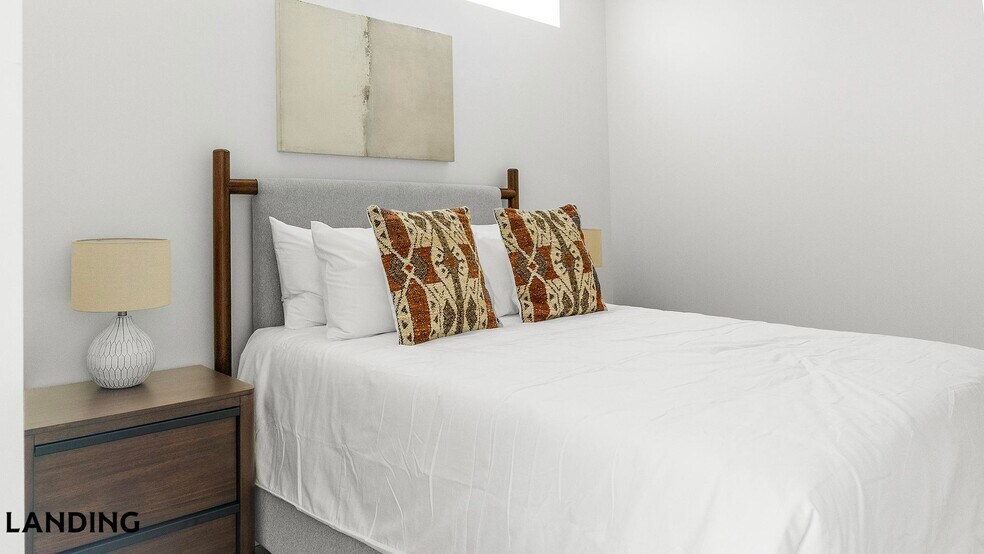 Building Photo - 1007 S Mint St