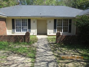Building Photo - 3107 Fernridge Dr