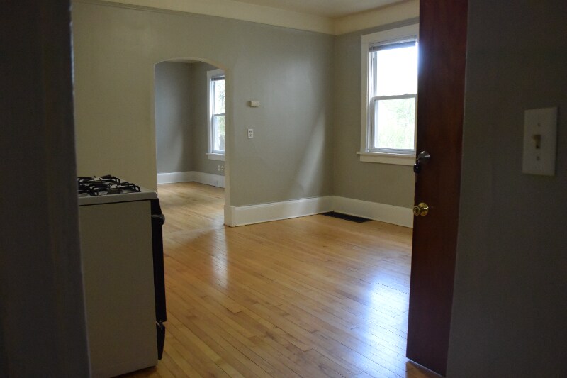 Building Photo - 2816 N Fratney St