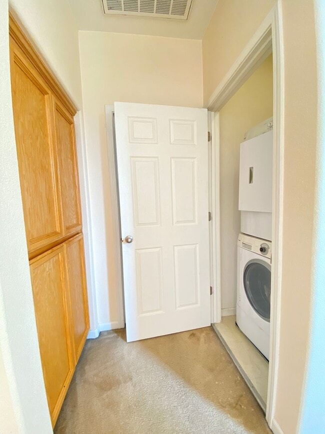 Building Photo - Coming Soon - Natomas 2/2 at Riverdale Nor...