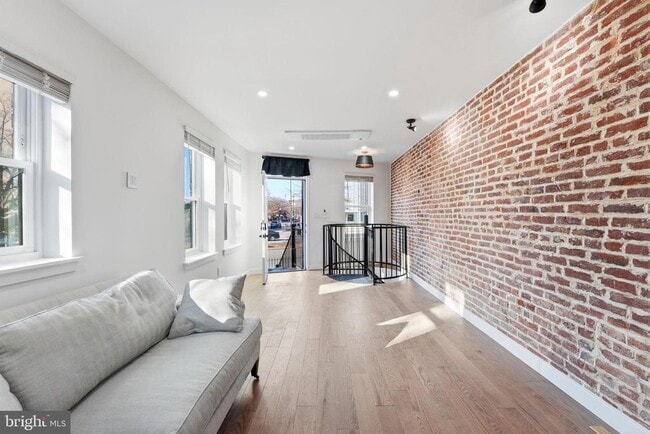 Building Photo - 718 Rhode Island Ave NW