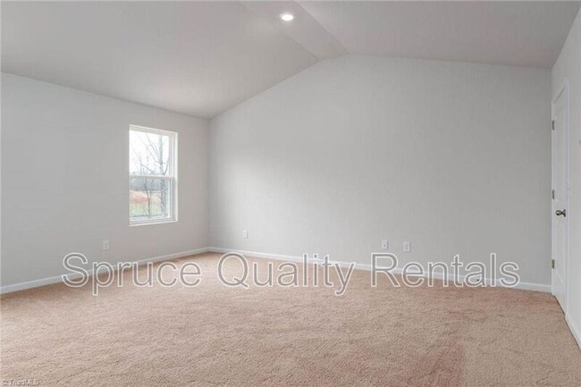 Building Photo - 2232 Balmore Ave