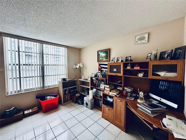 Building Photo - 230 174th St