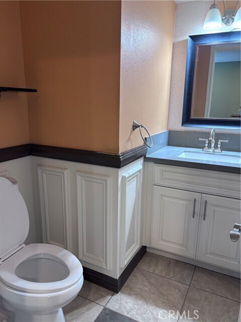 Building Photo - 655 Alder Ln