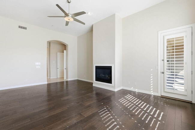 Building Photo - 11047 E Mirasol Cir