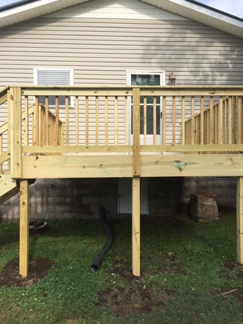 Building Photo - 906 Martin St