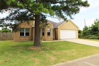 Building Photo - 17839 Bullis Gap Dr