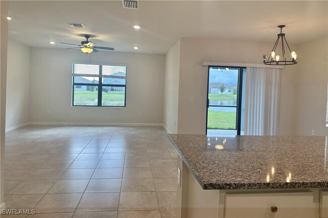 Building Photo - 16037 Beachberry Dr
