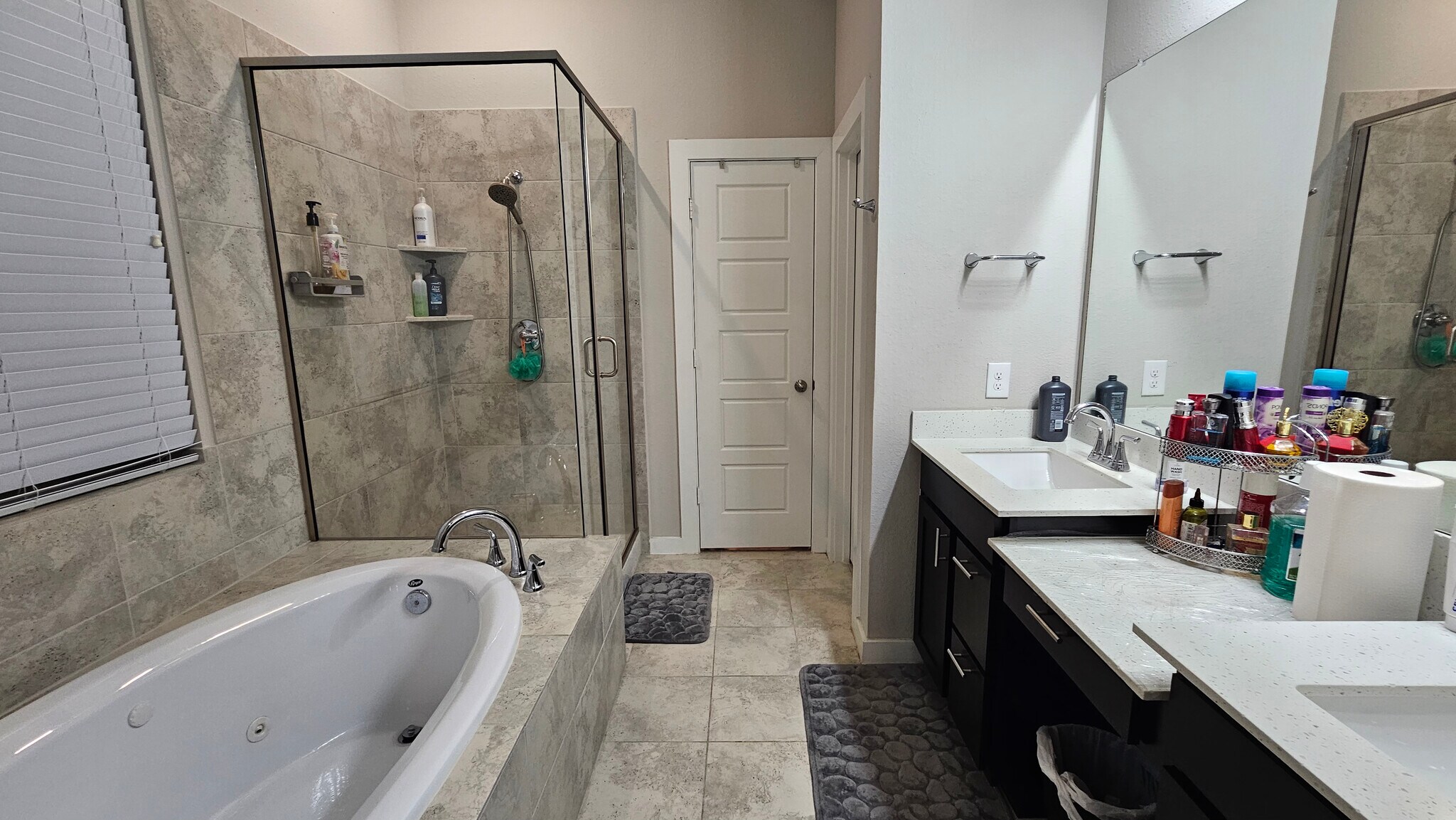 Building Photo - 18218 Bluebird Branch Ln