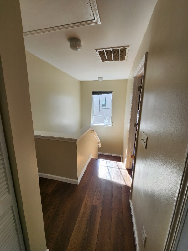 Building Photo - 6530 Guard Hill Dr