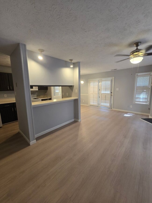 Building Photo - 2700-3 Preston Woods Drive