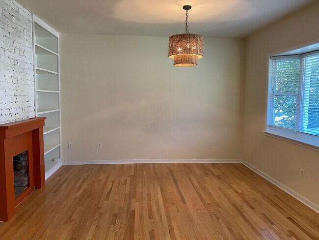 Building Photo - Quiet Cozy Northside Home for Rent