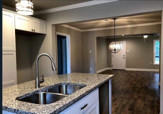 Building Photo - 7635 Camwood St