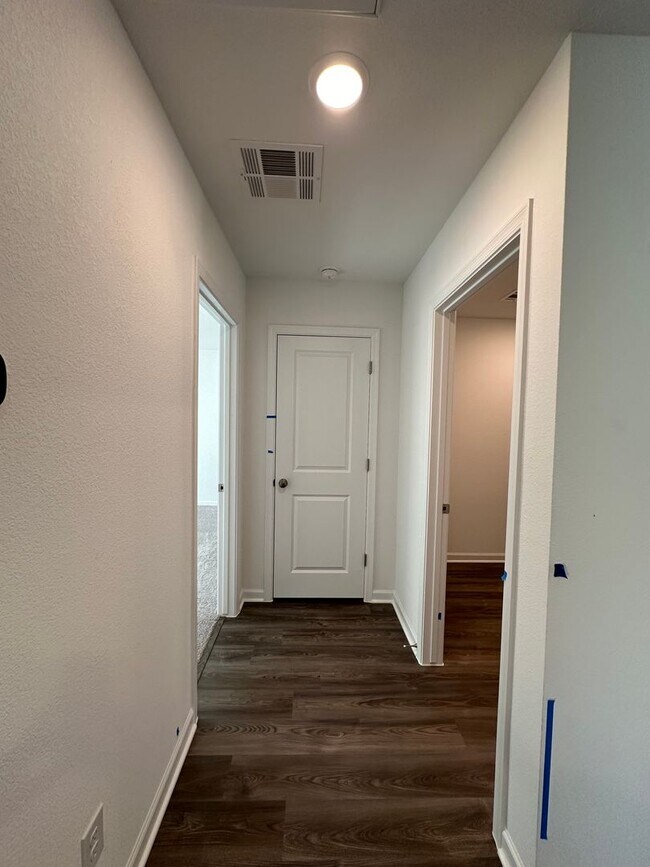 Building Photo - Beautiful 2024 Build 3 Bedroom Home- Move ...